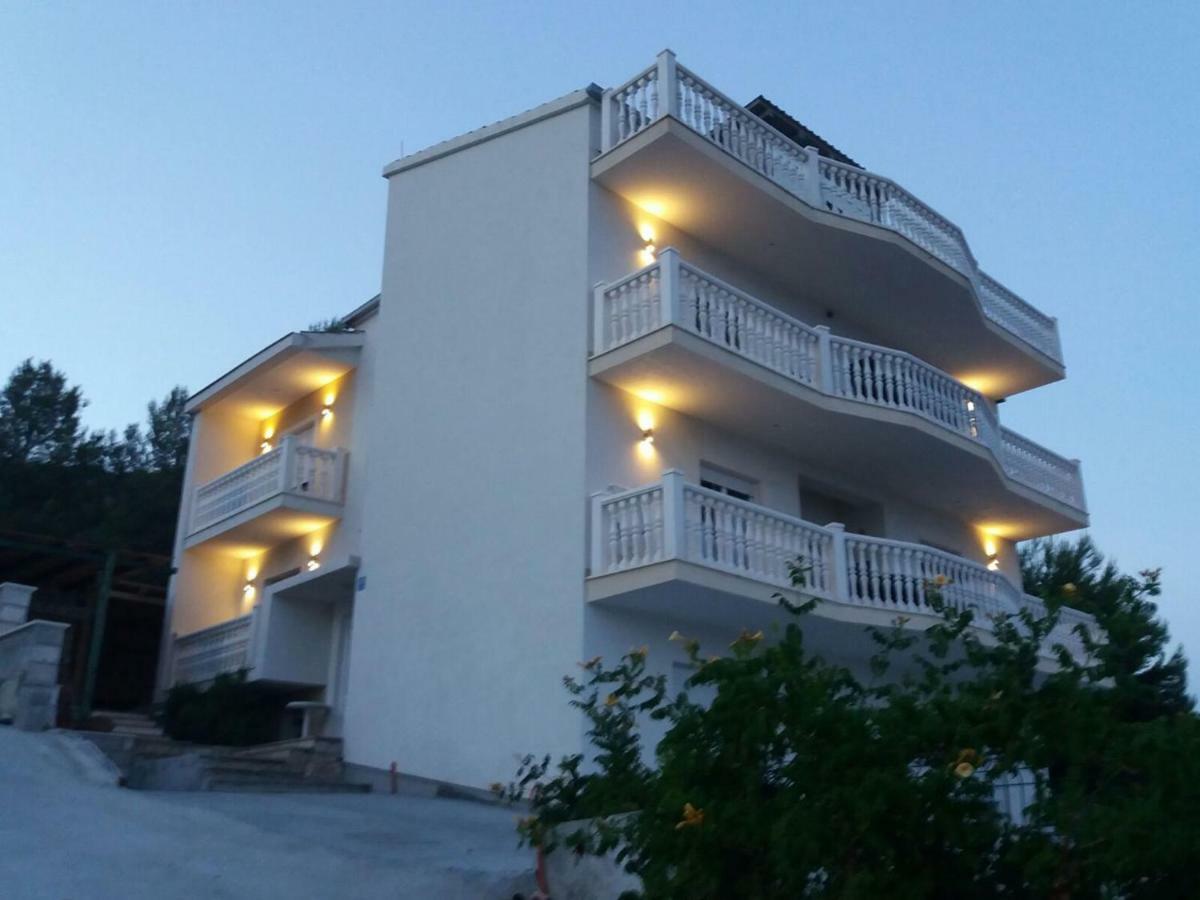 Apartments Prpic Seget Vranjica Ngoại thất bức ảnh